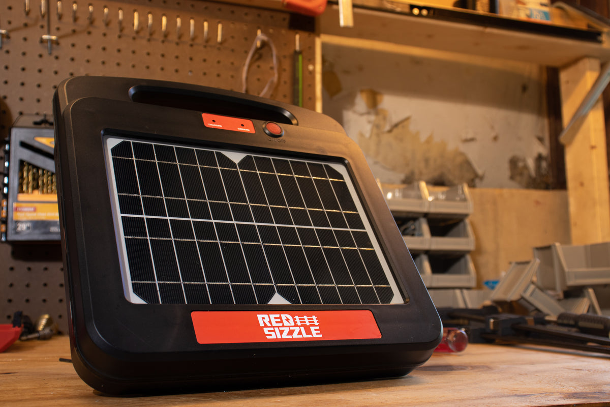 Red Sizzle 1 Mile Solar Powered Fence Energizer, Fast Shipping! – Redstone  Supply
